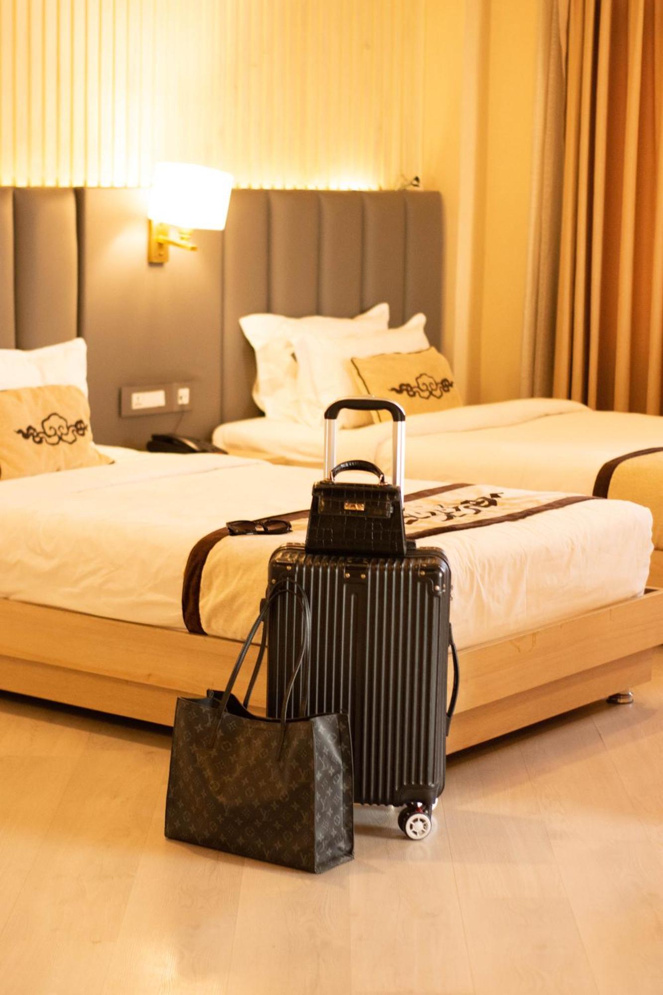 Lavie Residence And Spa Kathmandu Esterno foto
